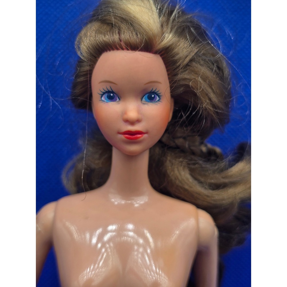 Vintage Mattel Heart Family Kiss & Cuddle Mom Barbie Doll 1986 No Clothes 80s